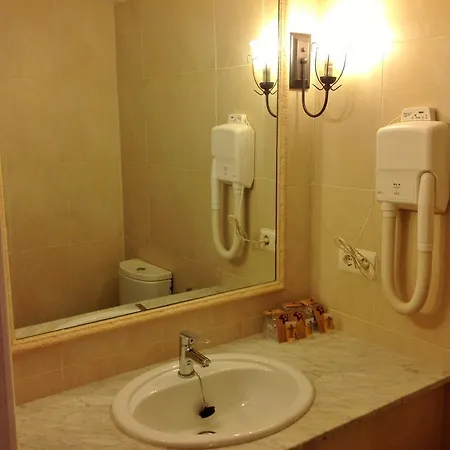 Cerezo 2 Guadalupe (Extremadura)